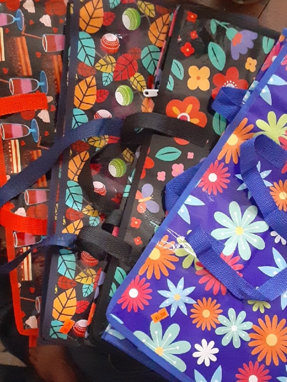 Set of 4 Huge 20x22x9" Cute Tote Bags with zipper - Picture 4 of 9